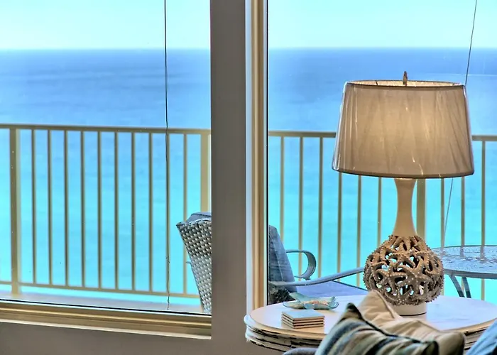 Cozy Oceanfront Condo With Beachside Pool - Unit 1602